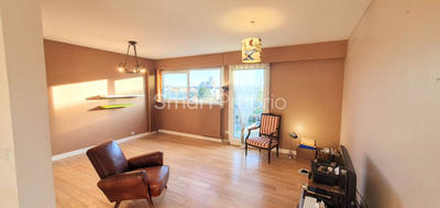 Appartement - 80 m² - 4 pièces