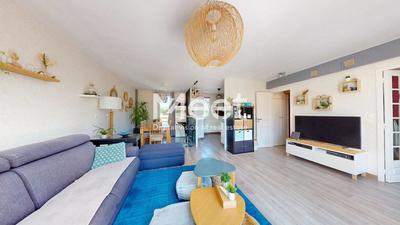 Duplex - 82 m² - 4 pièces