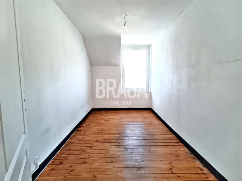 Maison - 91 m² - 5 pièces