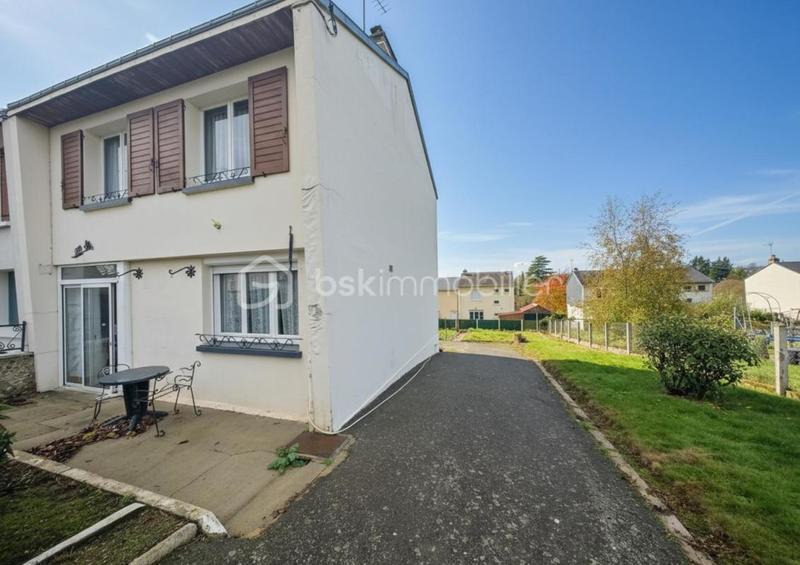 Maison de ville - 85 m² - 5 pièces