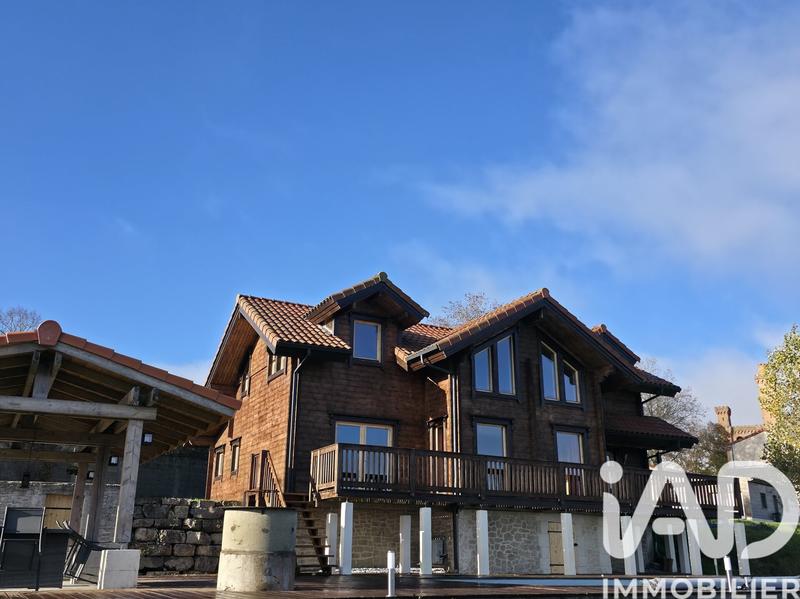 Maison - 163 m² - 6 pièces