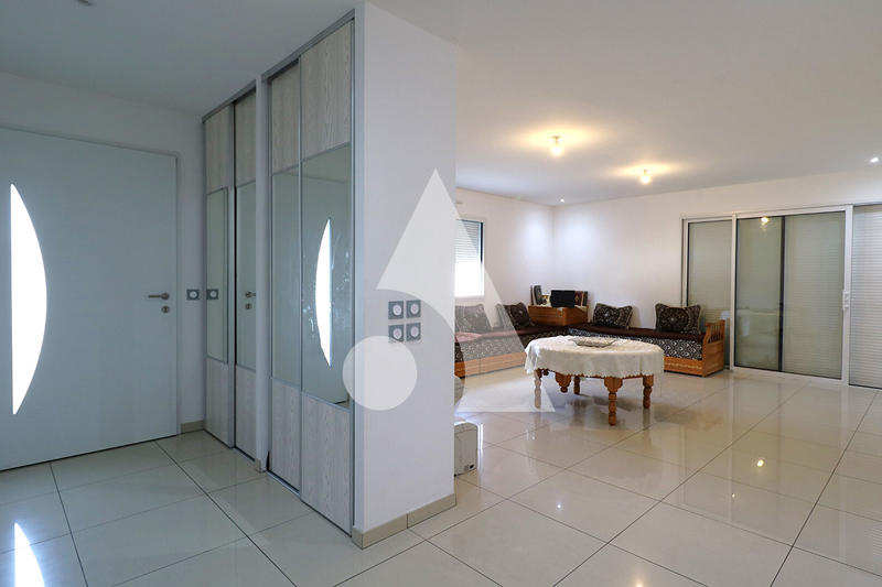 Maison - 142 m² - 6 pièces