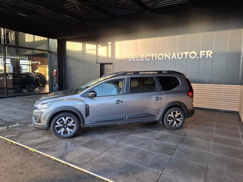 Dacia Jogger 7 Places Extreme Hybrid 140