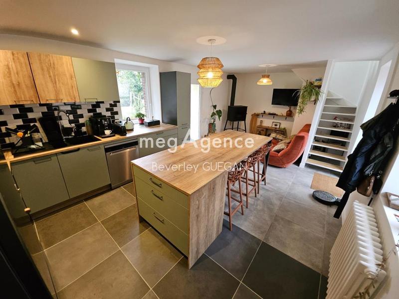 Maison - 135 m² - 7 pièces