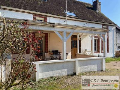 Maison - 176 m² - 7 pièces