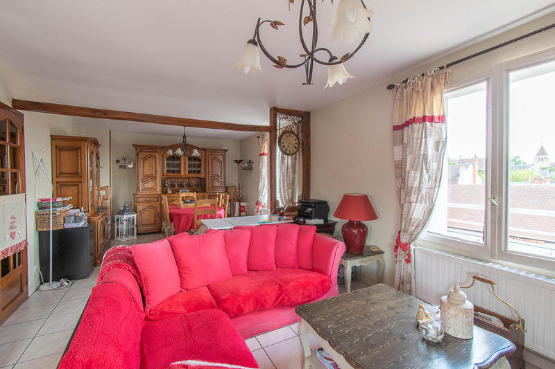 Appartement - 94 m² - 4 pièces