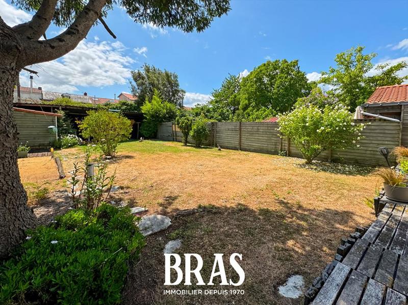 Maison - 95 m² - 5 pièces