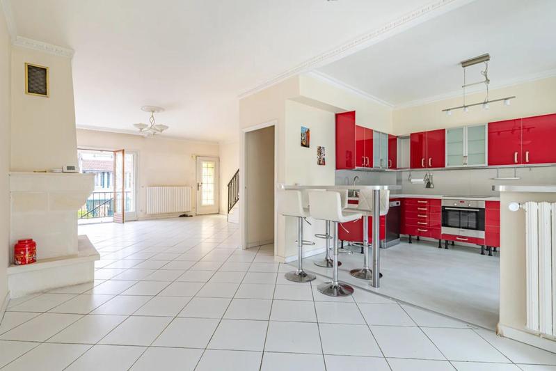 Maison - 173 m² - 6 pièces