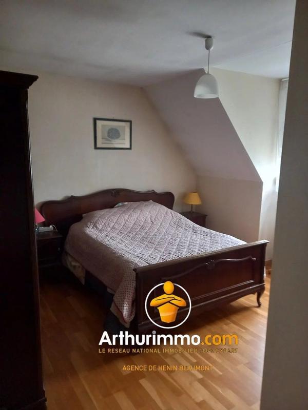 Maison - 100 m² - 6 pièces