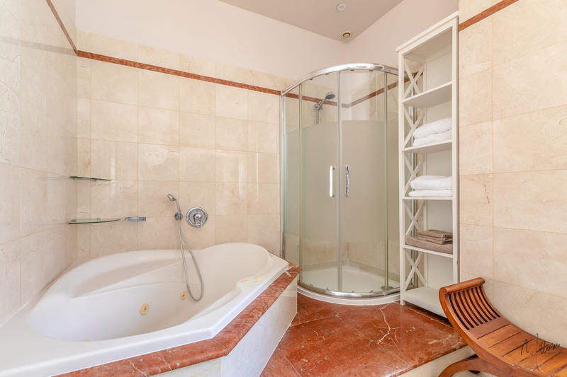 Appartement - 135 m² - 4 pièces