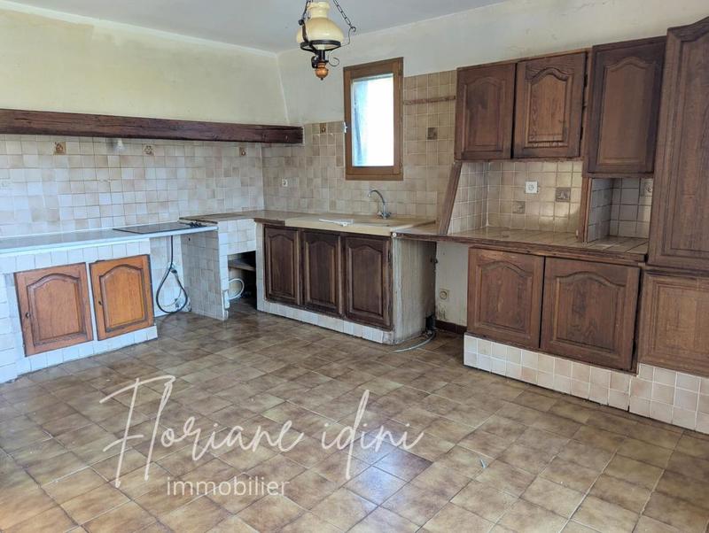 Maison - 200 m² - 8 pièces