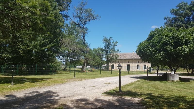 Maison - 482 m² - 12 pièces