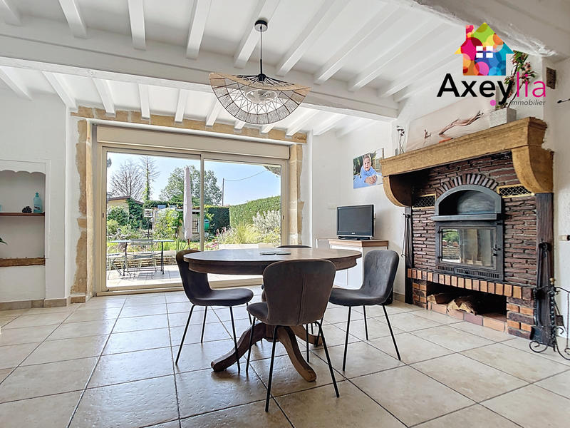 Maison - 200 m² - 7 pièces