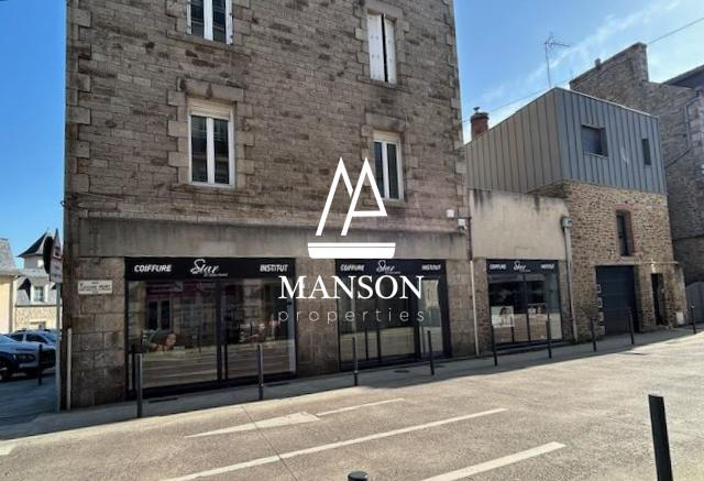 Local commercial - 226 m² - 6 pièces