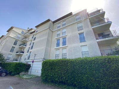 Appartement - 97 m² - 4 pièces