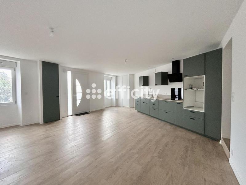 Maison - 90 m² - 4 pièces