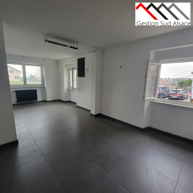 Local commercial - 248 m² - 8 pièces