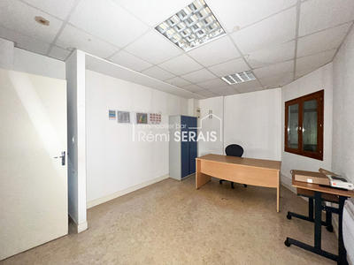 Local d'activité / Entrepôt - 300 m²