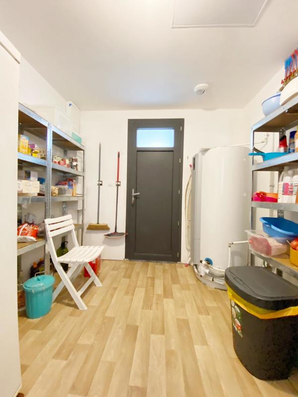 Villa - 90 m² - 5 pièces