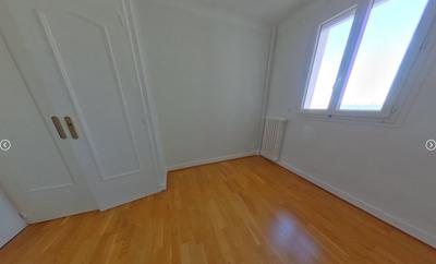Appartement - 96 m² - 4 pièces