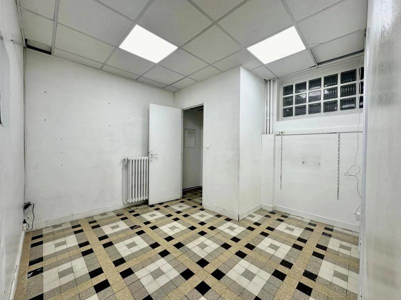 Bureau - 133 m² - 6 pièces