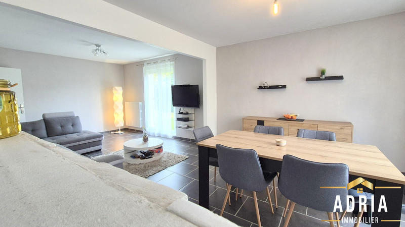 Maison - 122 m² - 5 pièces