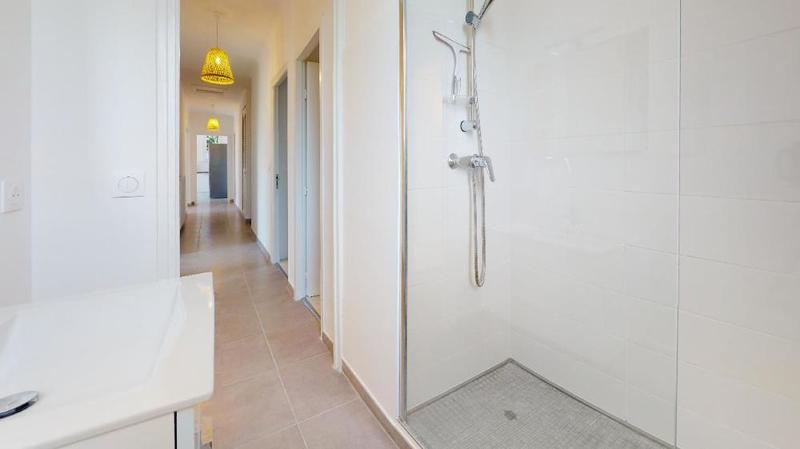 Maison - 104 m² - 7 pièces