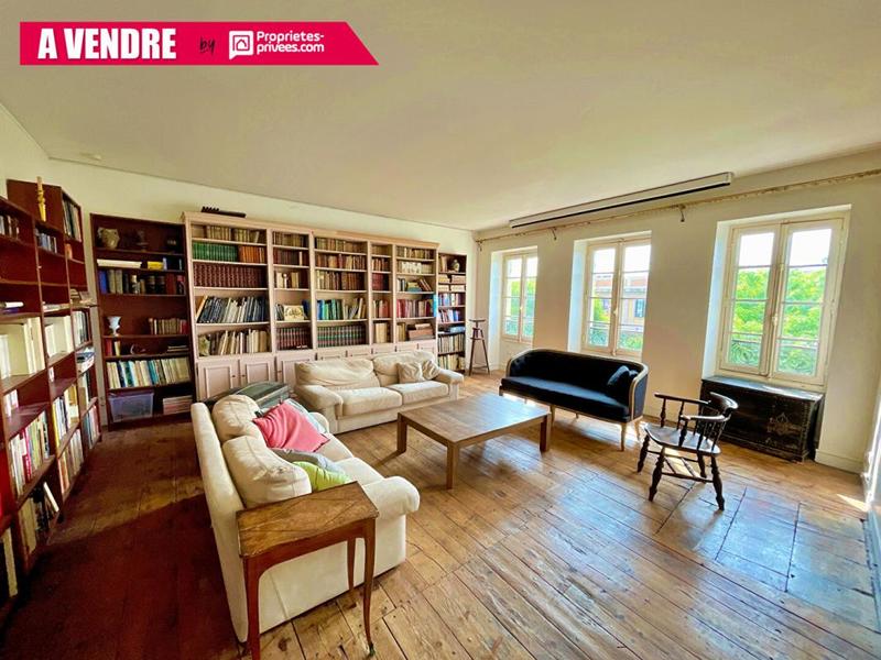 Appartement - 135 m² - 5 pièces