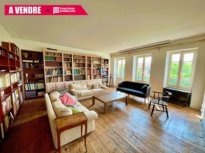 Appartement - 135 m² - 5 pièces