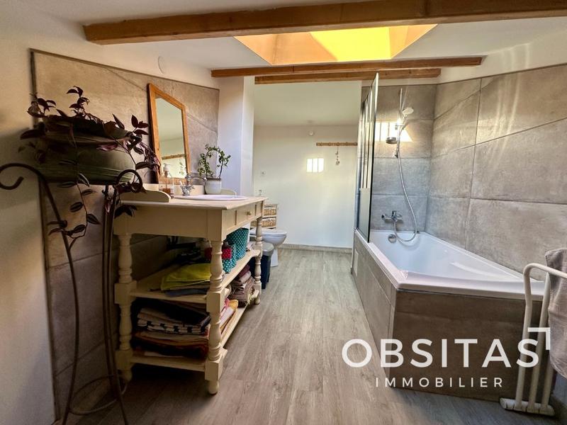 Immeuble - 150 m² - 3 pièces