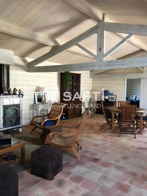 Maison - 174 m² - 8 pièces