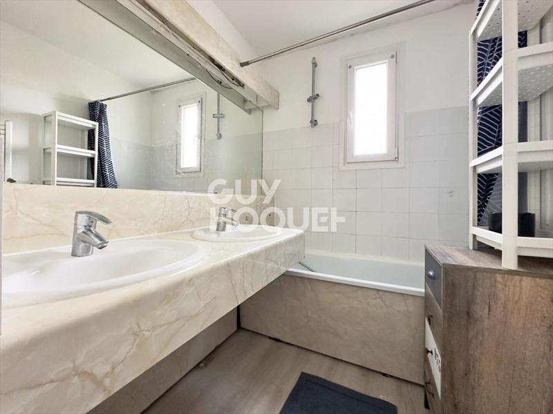 Appartement - 100 m² - 4 pièces