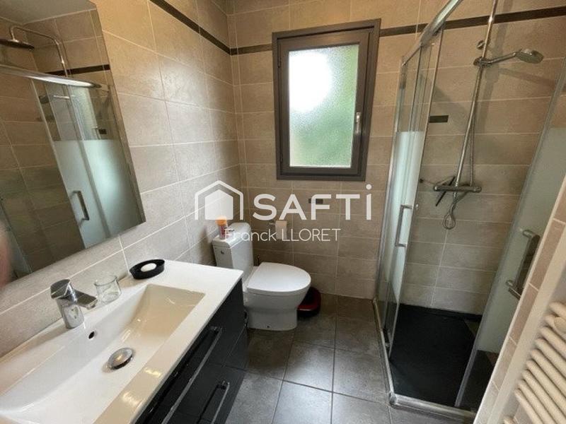 Maison - 300 m² - 11 pièces