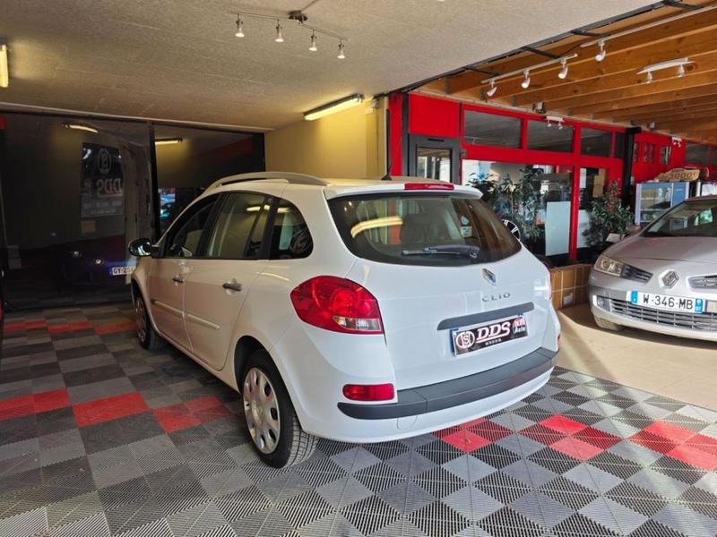 Renault Clio III Clim Distri Neuve dynamique