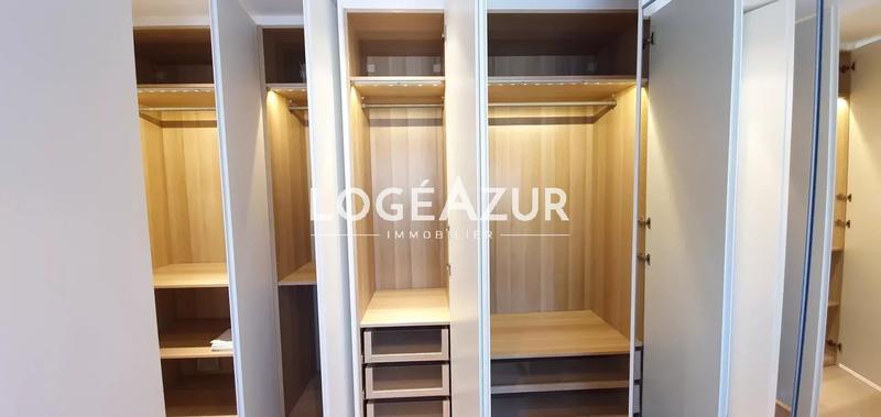 Appartement - 109 m² - 4 pièces