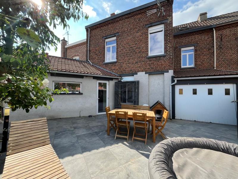 Maison - 145 m² - 6 pièces