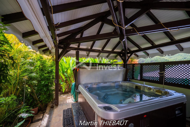 Maison - 140 m² - 7 pièces