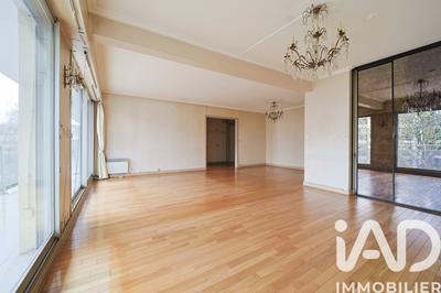 Appartement - 104 m² - 5 pièces