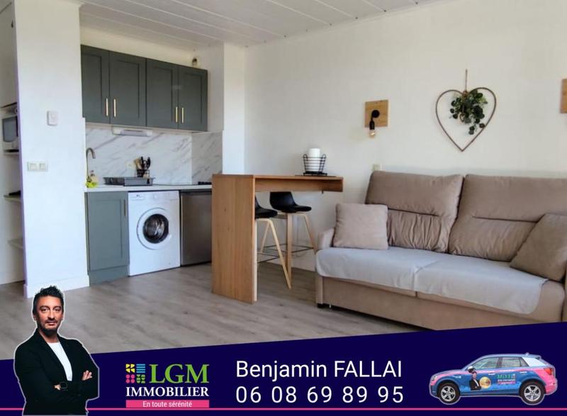 Studio - 25 m² - 1 pièce