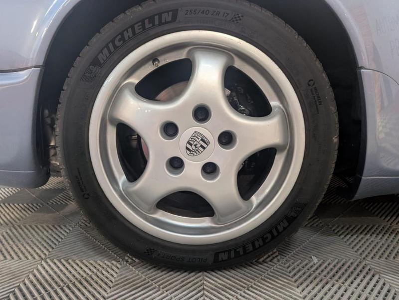 Porsche 964 carrera 4 cabriolet