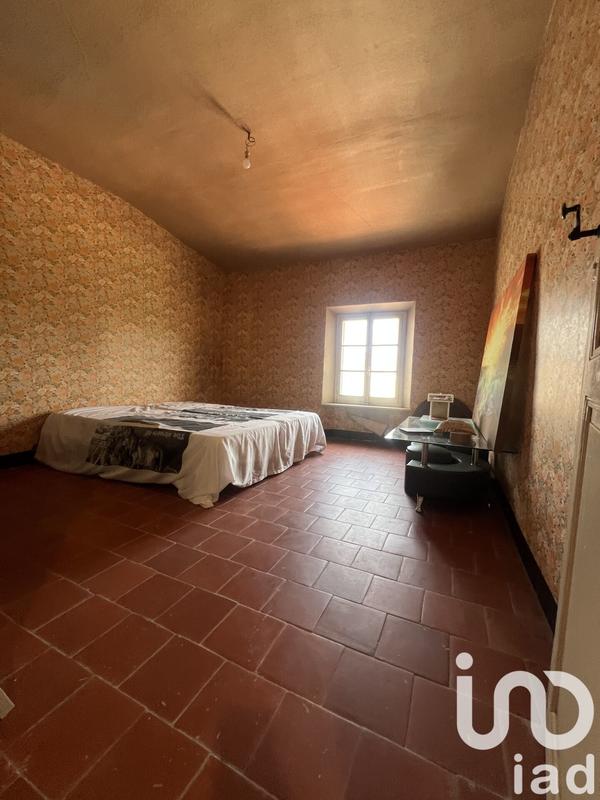 Maison - 260 m² - 9 pièces