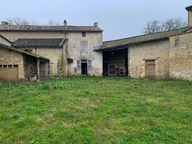 Maison - 200 m² - 6 pièces