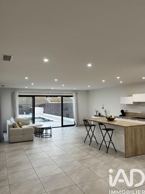 Maison - 112 m² - 4 pièces