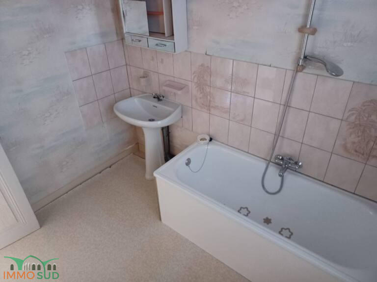 Maison - 75 m² - 5 pièces