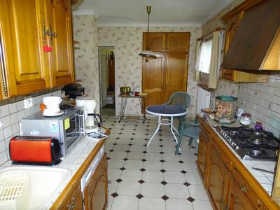 Maison - 183 m² - 8 pièces