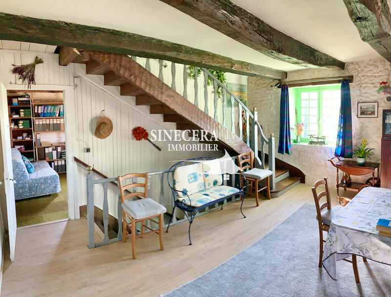 Maison - 200 m² - 6 pièces