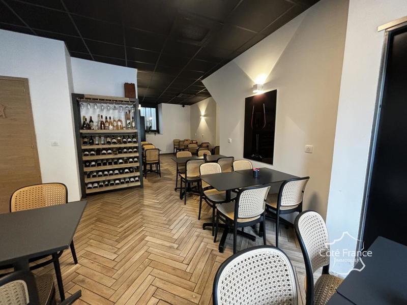 Fonds de commerce - Local commercial - 104 m²