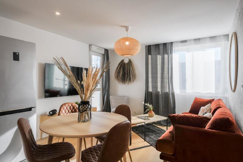 Appartement - 70 m² - 5 pièces