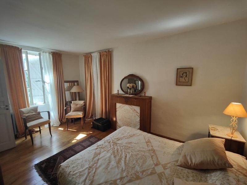 Maison - 179 m² - 7 pièces