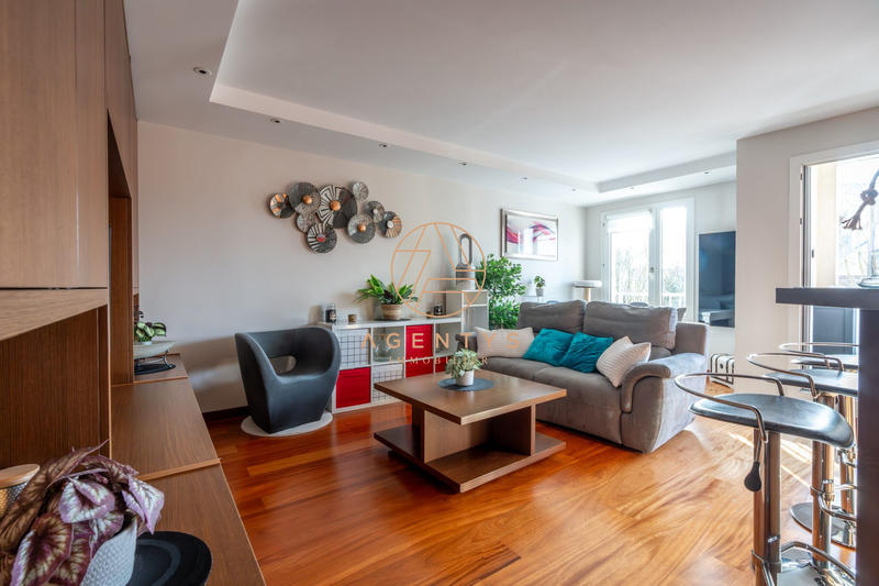 Appartement - 64 m² - 3 pièces